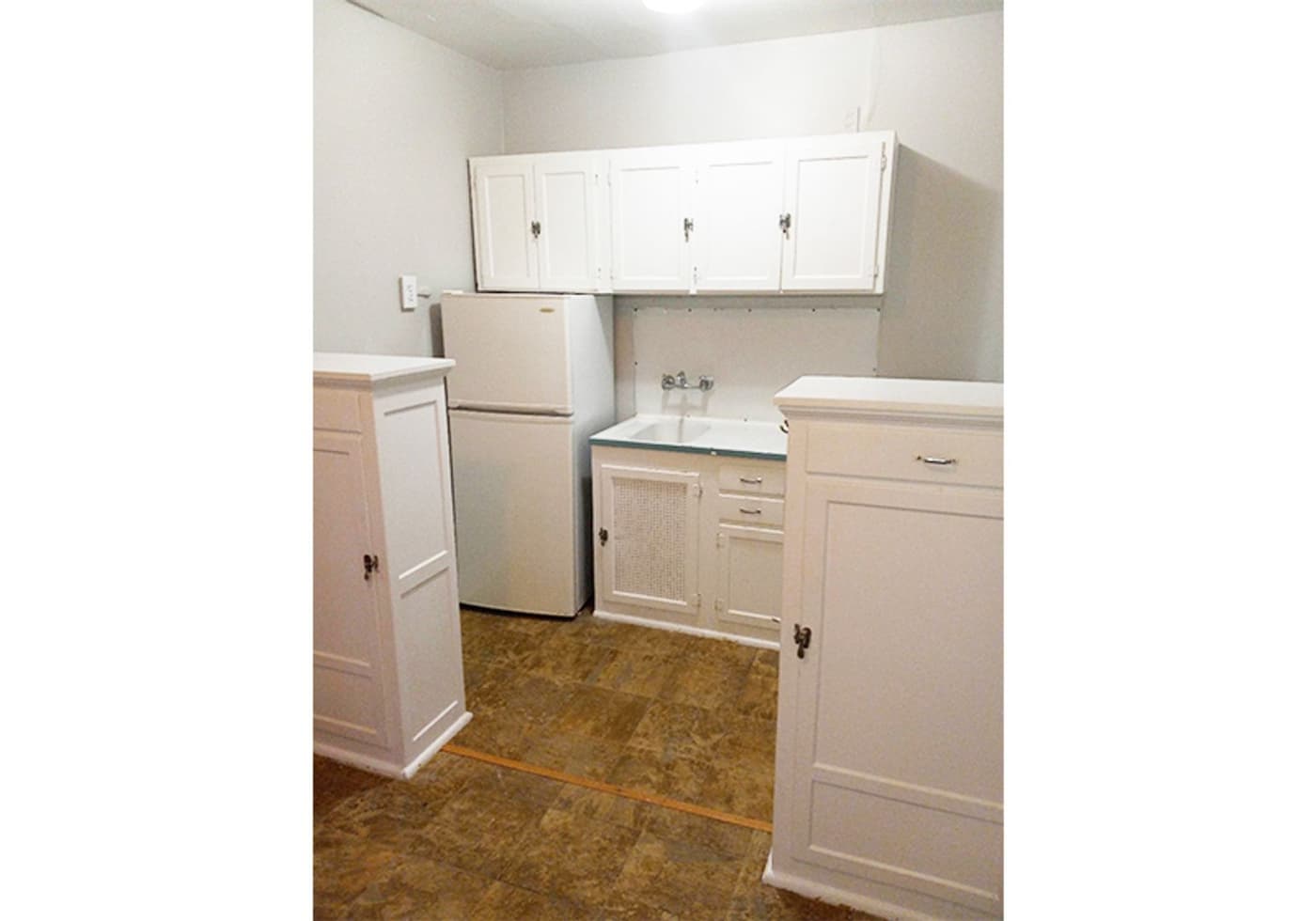 undefined apartments for rent - image - large-1572.jpg - 1