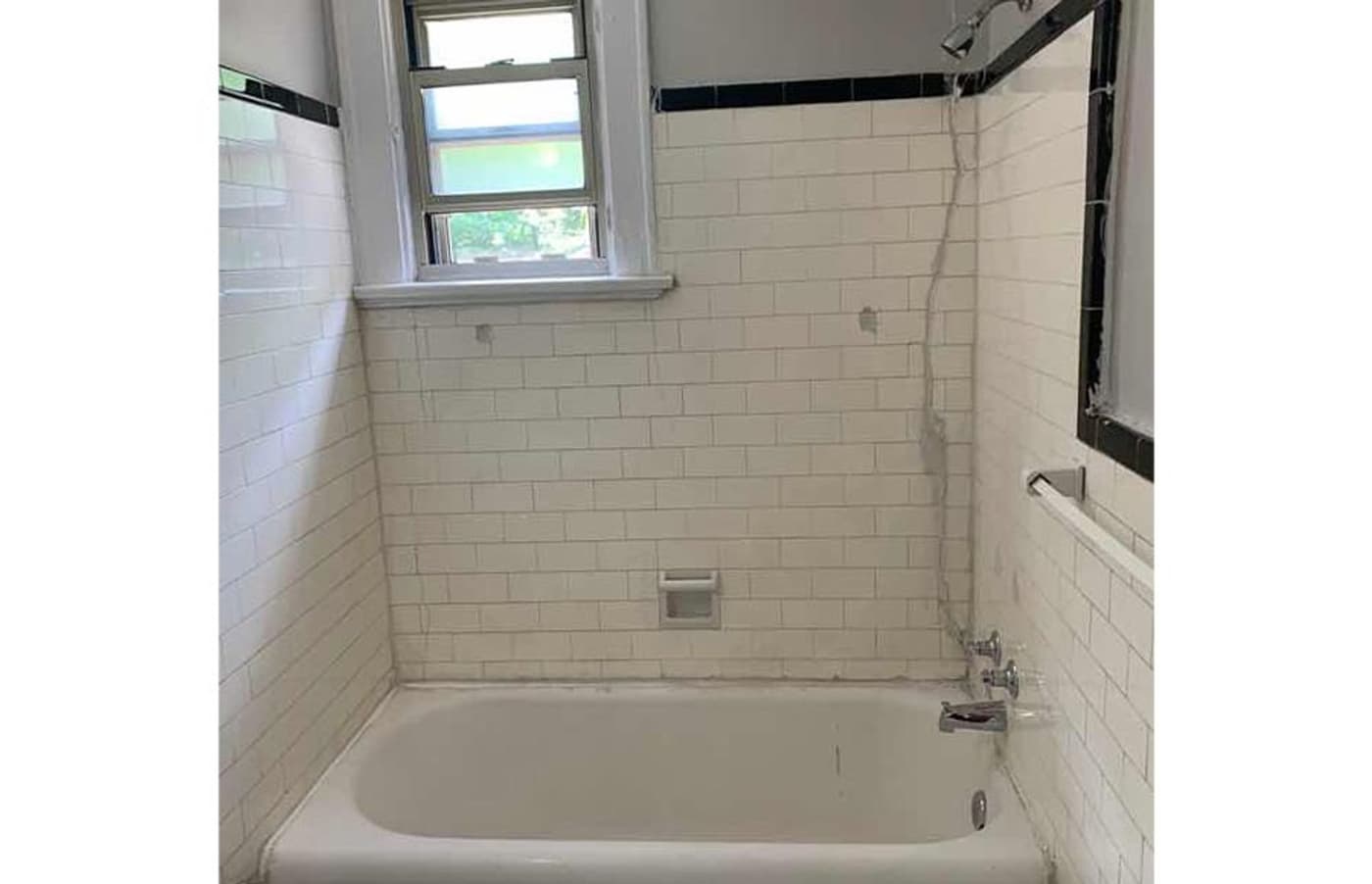 undefined apartments for rent - image - large-1581.jpg - 2