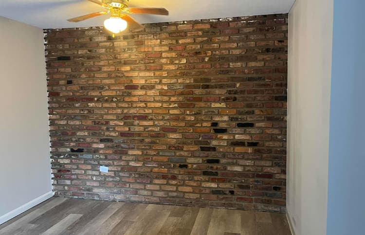 undefined apartments for rent - image - large-2615.jpg