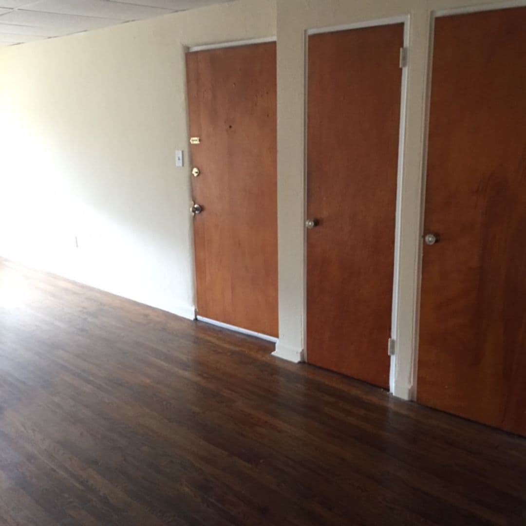 undefined apartments for rent - image - large-2173.jpg - 3