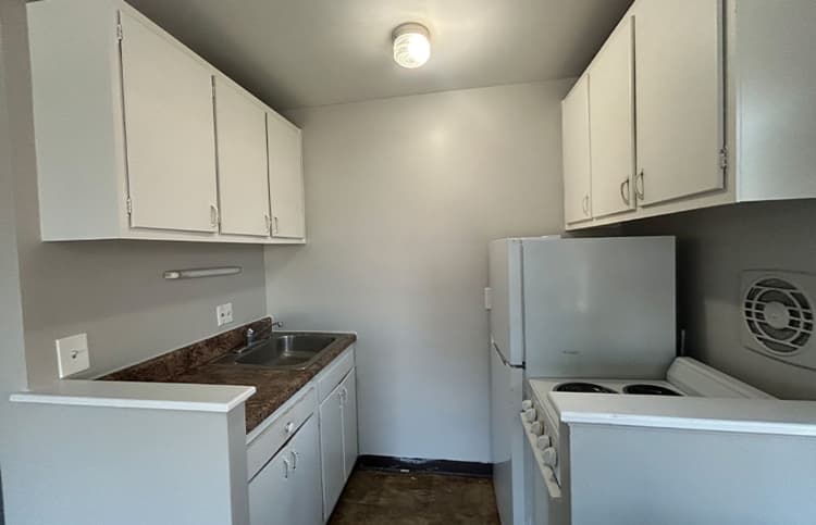 undefined apartments for rent - image - large-1543.jpg