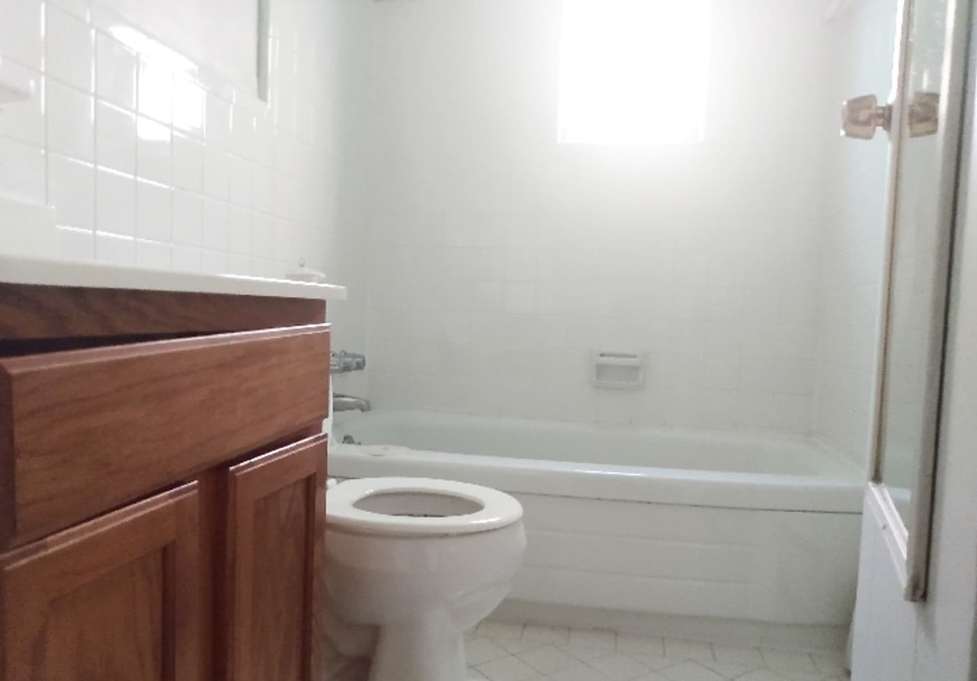 undefined apartments for rent - image - large-2286.jpg - 2