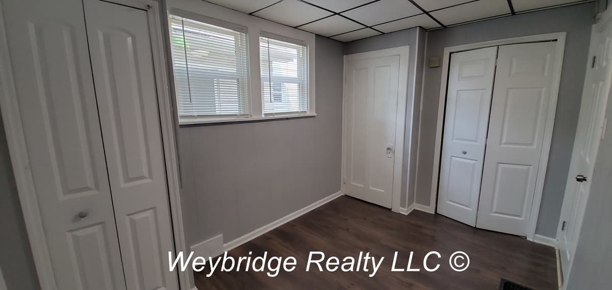 Woodlawn Ave 713 - House - 15