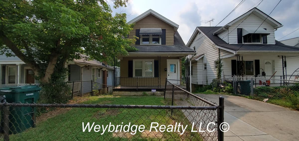 Woodlawn Ave 713 - House - 23