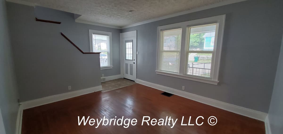 Woodlawn Ave 713 - House - 19