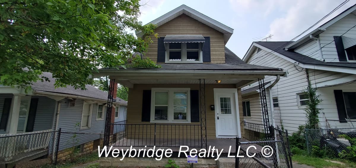 Woodlawn Ave 713 - House - 1