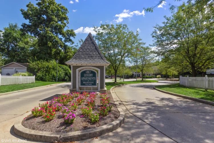 Cincinnati apartments for rent - image - 02_3515brookstonedr_573_frontview_hires.jpg