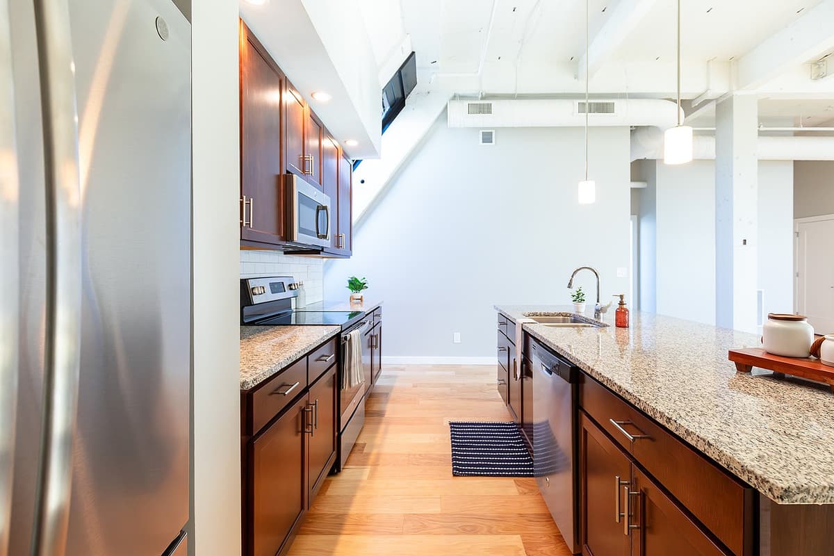 Cincinnati apartments for rent - image - Penthouse Unit