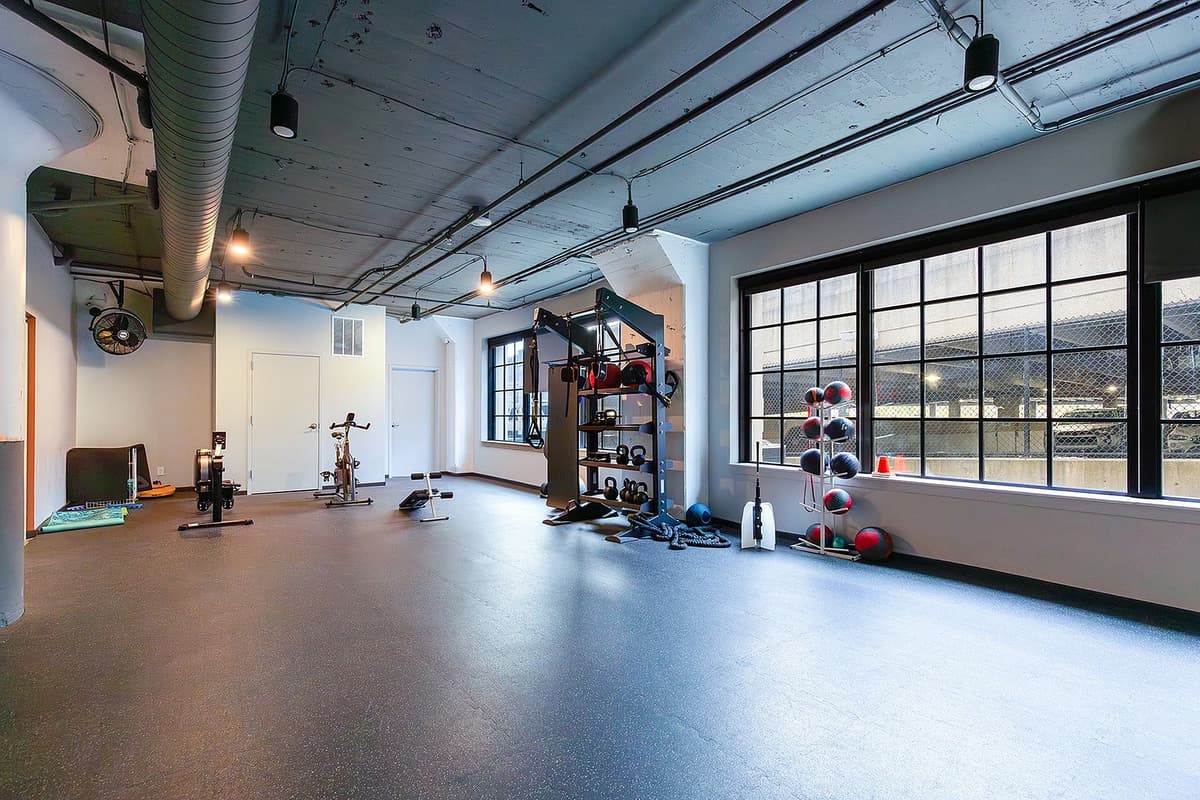 Cincinnati apartments for rent - image - Yoga Studio