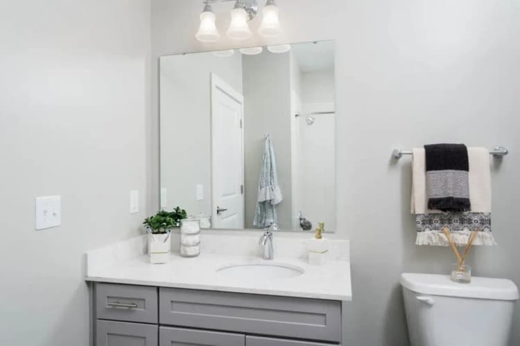 Cincinnati apartments for rent - image - RED_Model15-1024x683.jpg