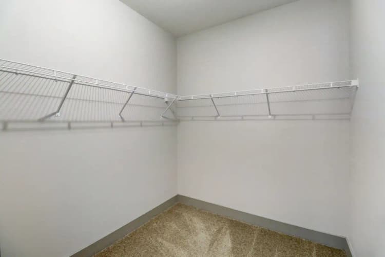 Cincinnati apartments for rent - image - 10-print-marburg ave-010.png