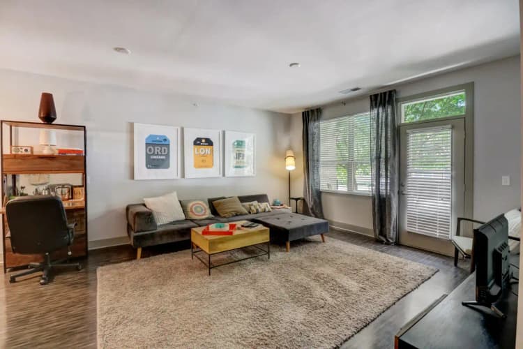 Cincinnati apartments for rent - image - 4-print-marburg ave-004.png