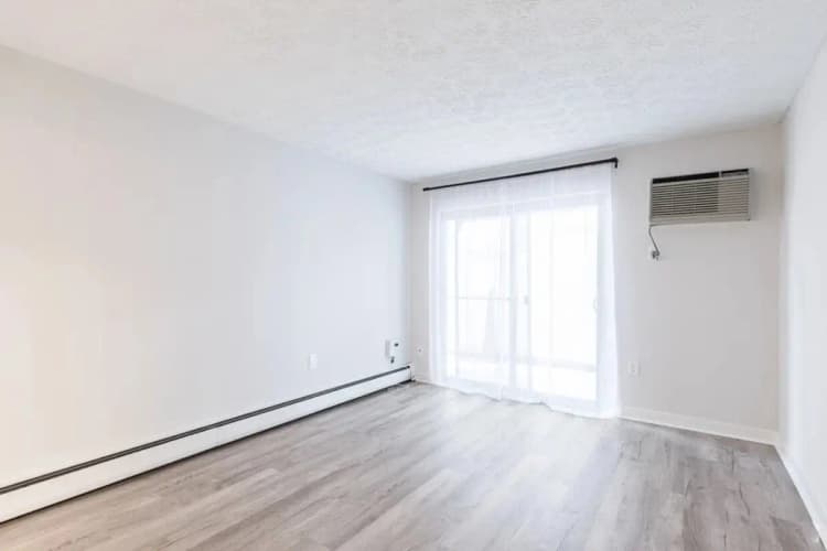Cincinnati apartments for rent - image - The-Madison-Living-Room-2.jpg