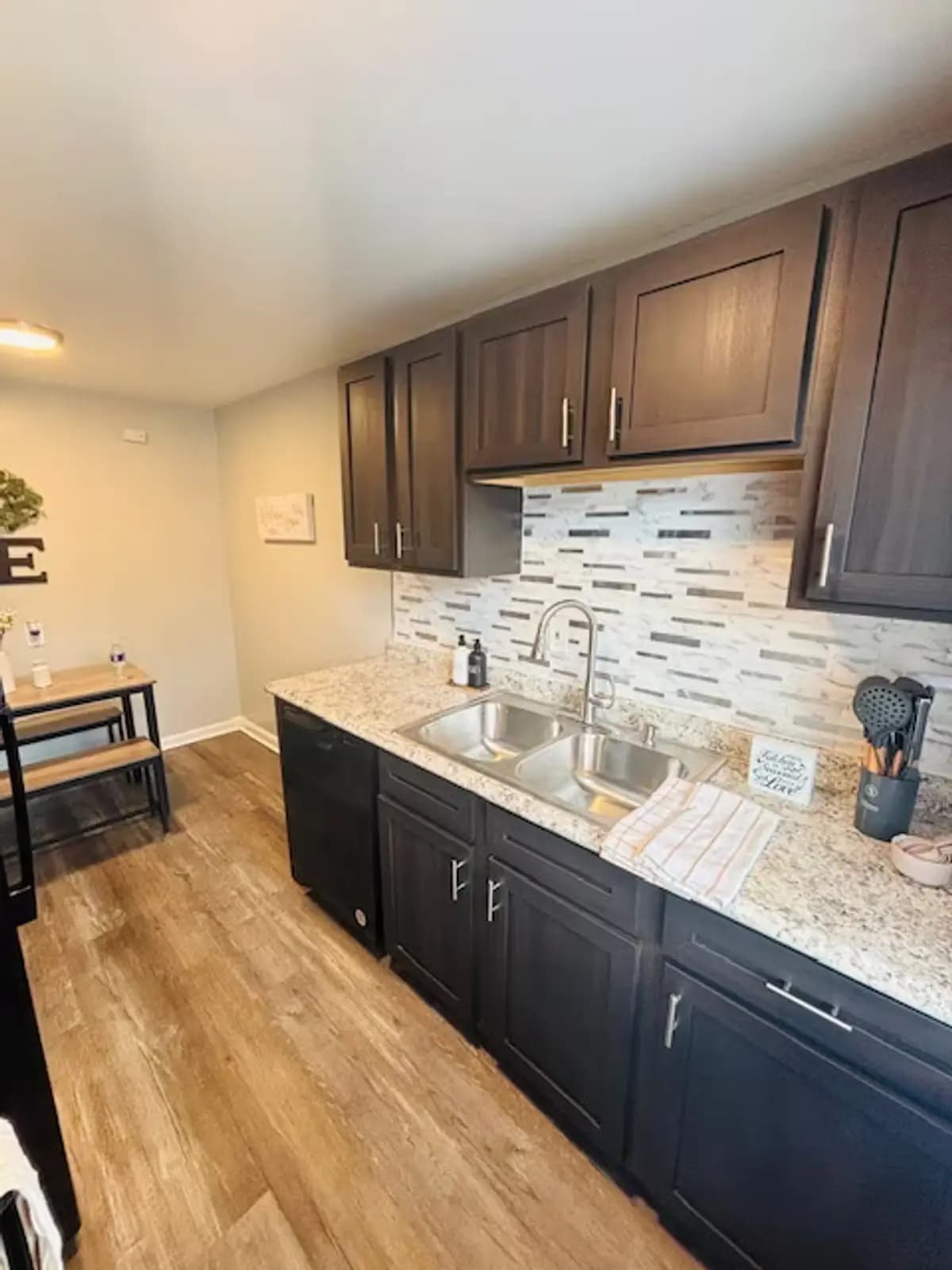 Cincinnati apartments for rent - image - hyde-park-commons-apartments-cincinnati-oh-building-photo (6).jpg
