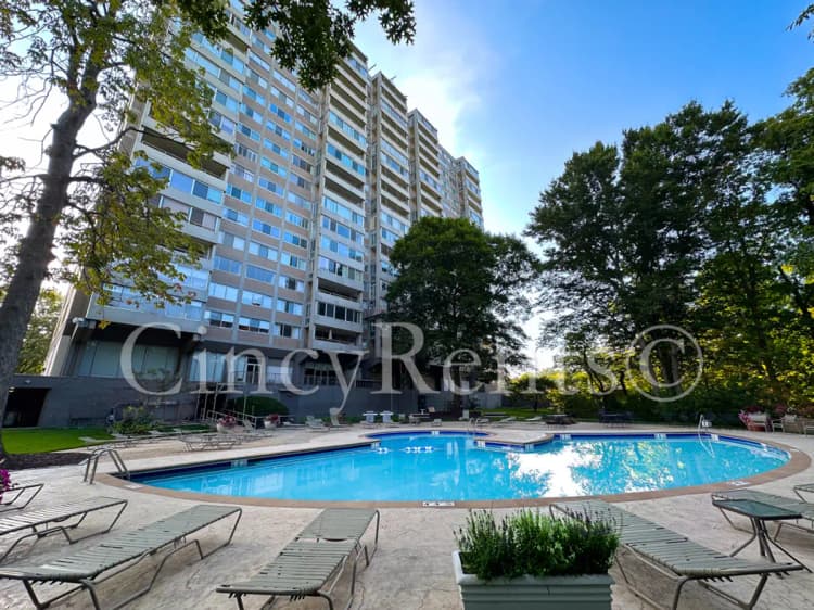 Cincinnati apartments for rent - image - 2324Madison15062025-25.jpg