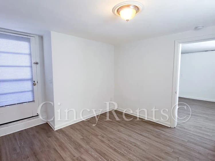 Cincinnati apartments for rent - image - 2782Observatory102025-06.jpg