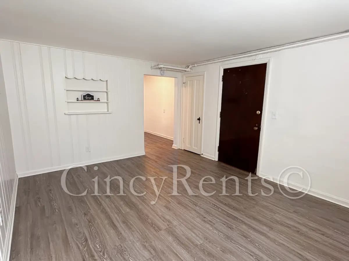 Cincinnati apartments for rent - image - 2782Observatory102025-07.jpg