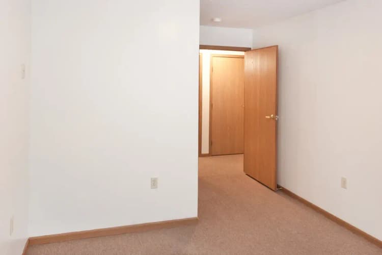 Cincinnati apartments for rent - image - avonview_447_img_md_13.webp