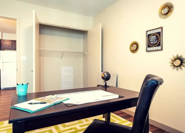 Cincinnati apartments for rent - image - Edited-Photo-Pictonize (31).webp