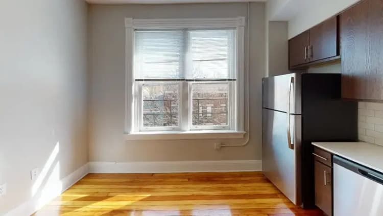 undefined apartments for rent - image - 102-W-Liberty-402-Unfurnished(1).webp