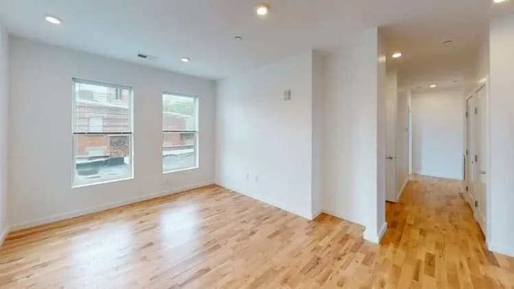 undefined apartments for rent - image - 1521-Vine-406-Unfurnished.webp