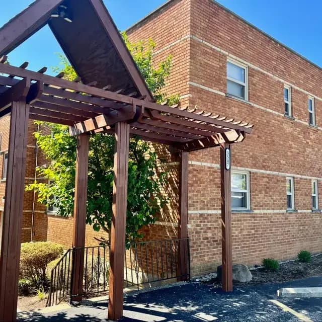 Cincinnati apartments for rent - image - werk_apartments_-_exterior.jpeg.webp