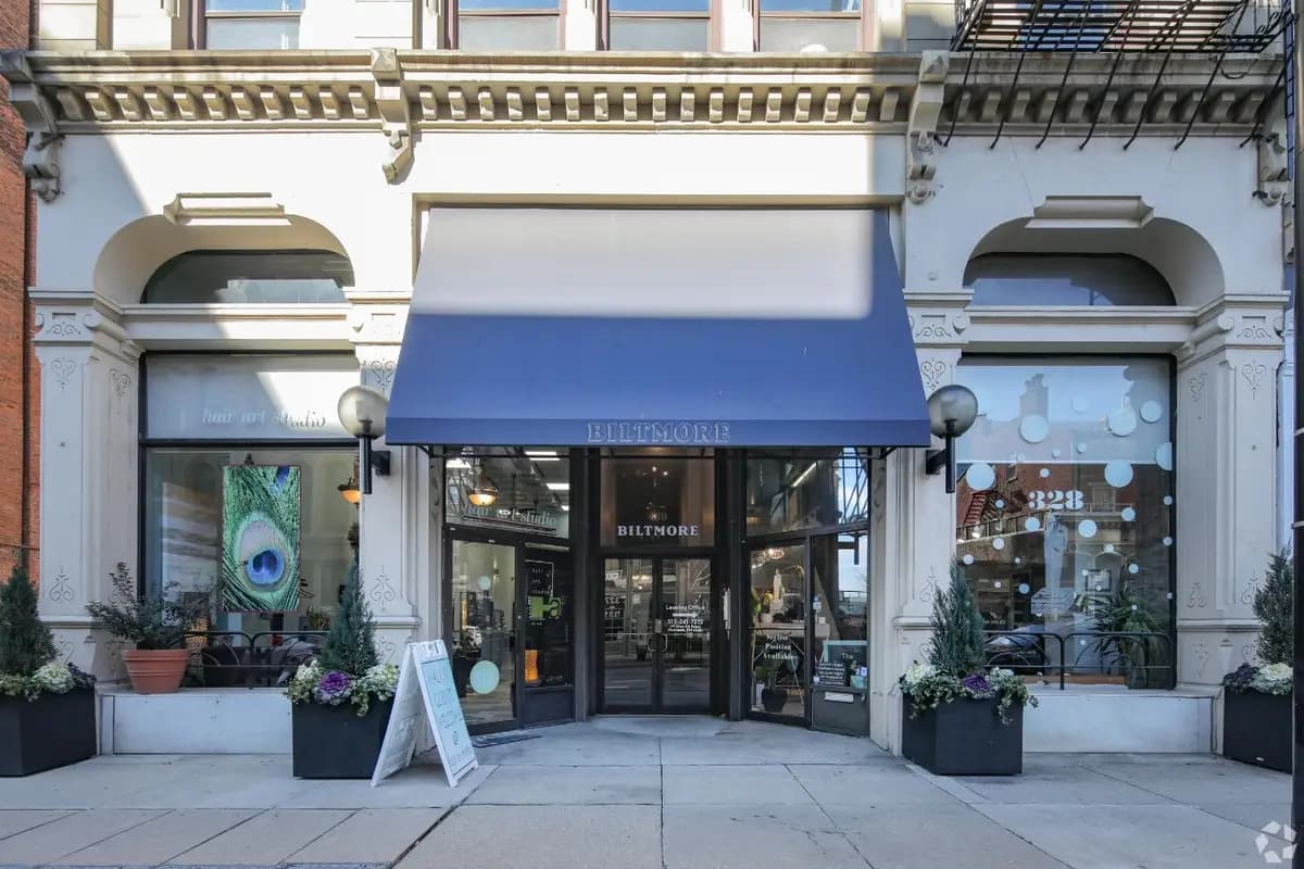 Cincinnati apartments for rent - Property image - The Biltmore - 3
