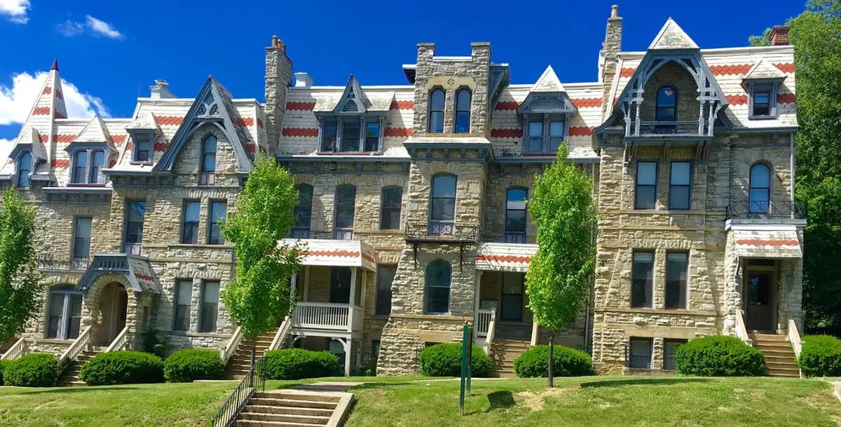 Cincinnati apartments for rent - image - 1 Building02162209175857379.jpg