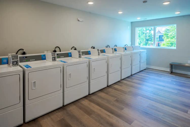 Cincinnati apartments for rent - image - Thatcher Flats-POI-004.jpg