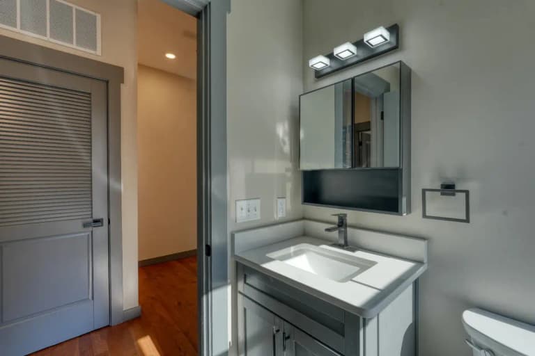 undefined apartments for rent - image - 1764696874023_DSC00705_hdr (1).jpg