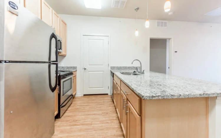Cincinnati apartments for rent - image - 101ecorry-int-kitchen-longways.jpeg