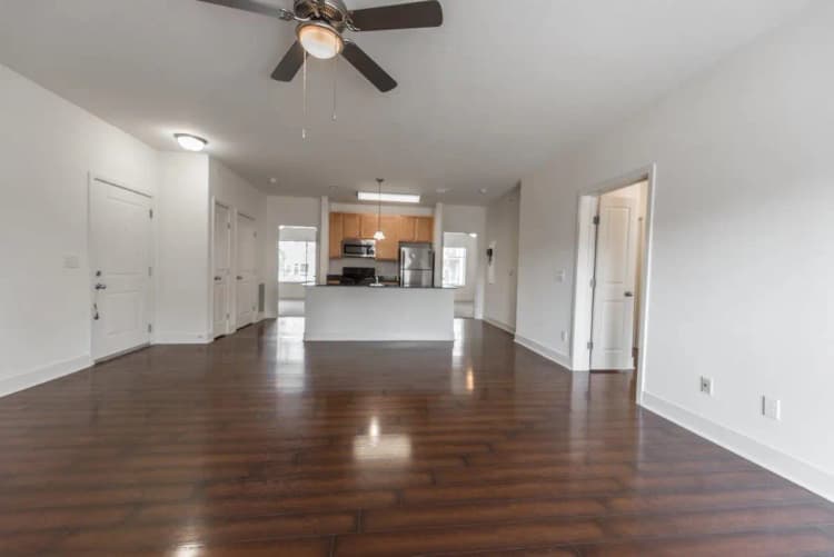 Cincinnati apartments for rent - image - 5498_65-West-212-510052003161215271.jpg