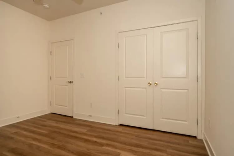 Cincinnati apartments for rent - image - 65 West 122 Web (18 of 28).jpg