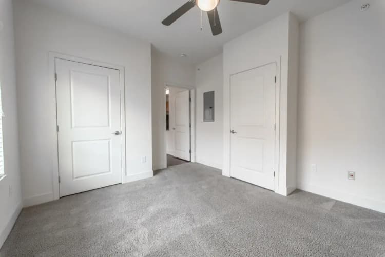Cincinnati apartments for rent - image - 65 West- 120-1010192011120410079.jpg
