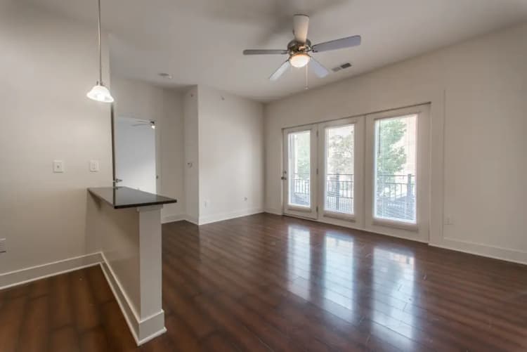 Cincinnati apartments for rent - image - 65 West- 12010192011120218279.jpg
