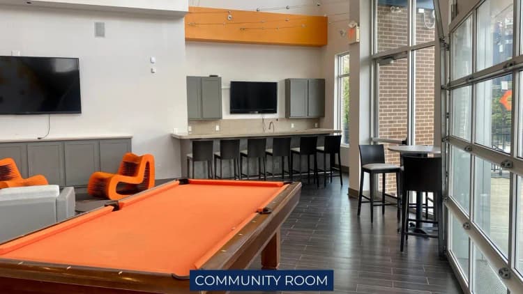 Cincinnati apartments for rent - image - 65 west Community Room (2).jpg
