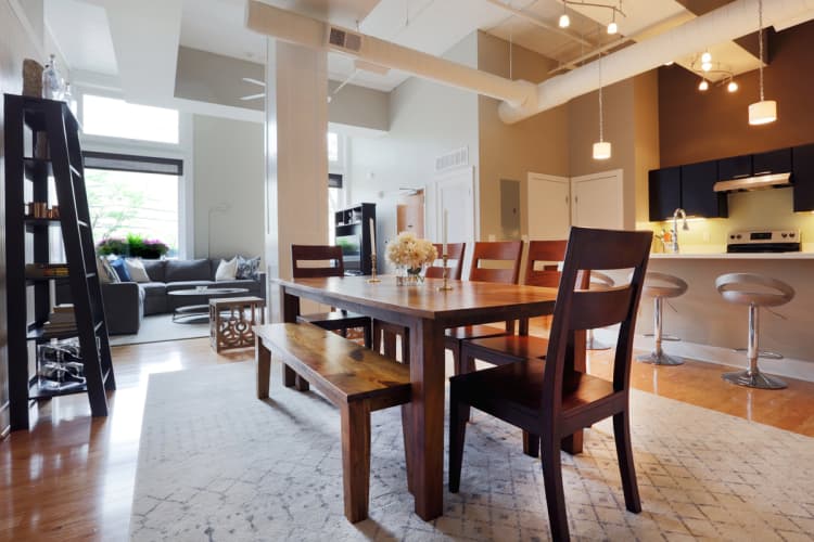 Cincinnati apartments for rent - image - East 8 Lofts open floorplan
