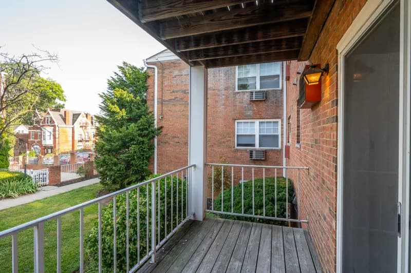 Cincinnati apartments for rent - Property image - Clifton Square - 2