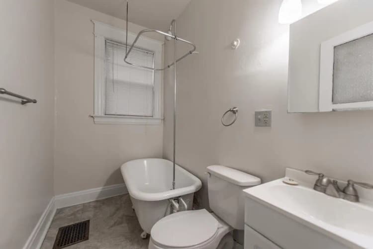 Cincinnati apartments for rent - image - 219 E Rochelle- 2-10.jpg