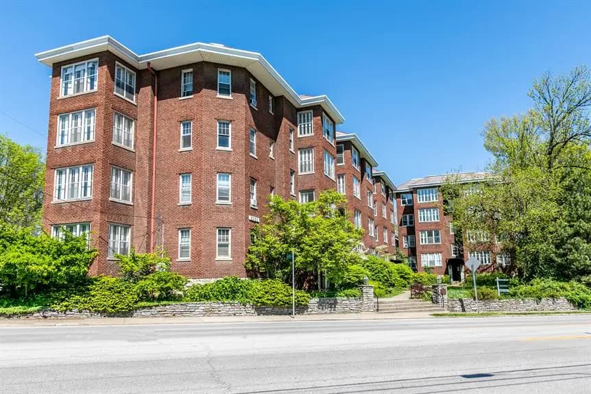Cincinnati apartments for rent - Property image - San Carlos - 1