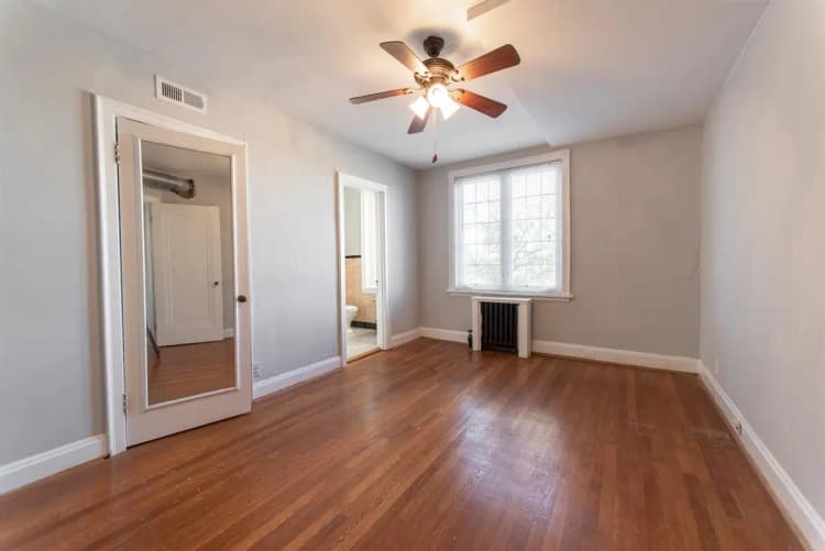 Cincinnati apartments for rent - image - Unit 122 Print-17.jpg