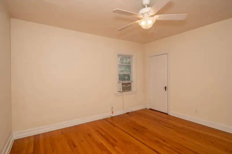 Cincinnati apartments for rent - image - 120 Detzel (28 of 38).jpg