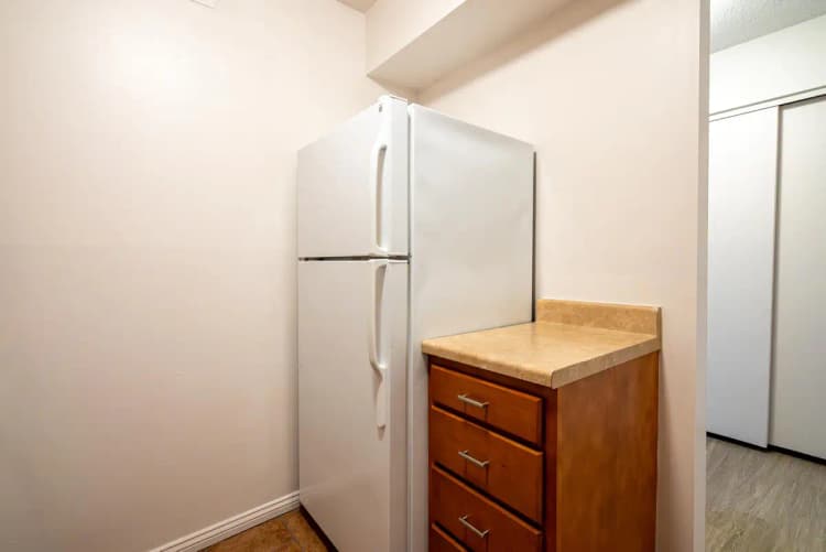 Cincinnati apartments for rent - image - 2360 Ohio Unit 7 Web-06020124102758478390.jpg