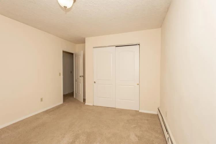 Cincinnati apartments for rent - image - 2404 Ohio 4 Print-1209302004140019779.jpg