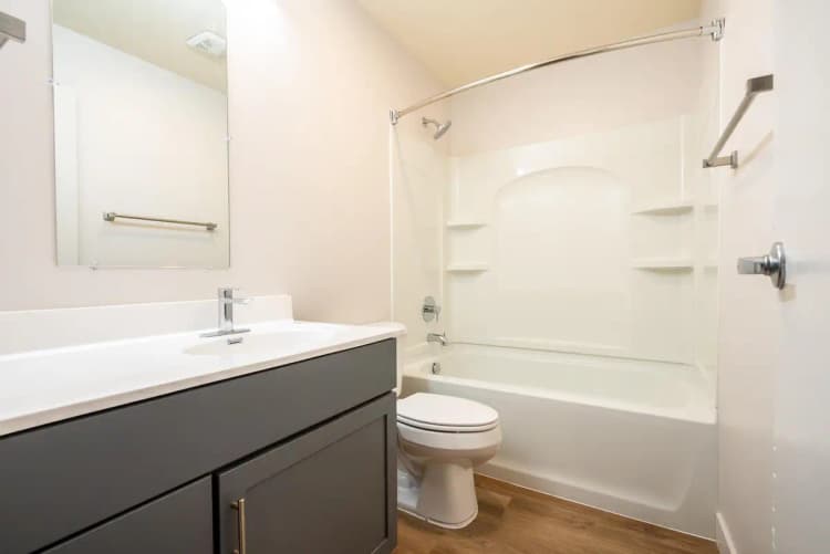 Cincinnati apartments for rent - image - 2410 Ohio Unit 105 Web-05.jpg