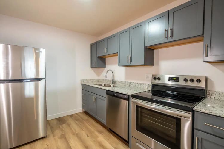 Cincinnati apartments for rent - image - 2410 Ohio Unit 105 Web-11.jpg