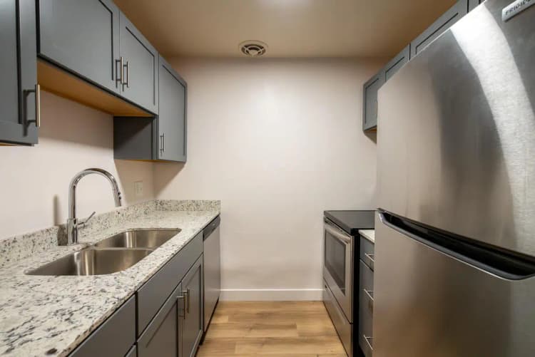 Cincinnati apartments for rent - image - 2410 Ohio Unit 106 Web-10.jpg