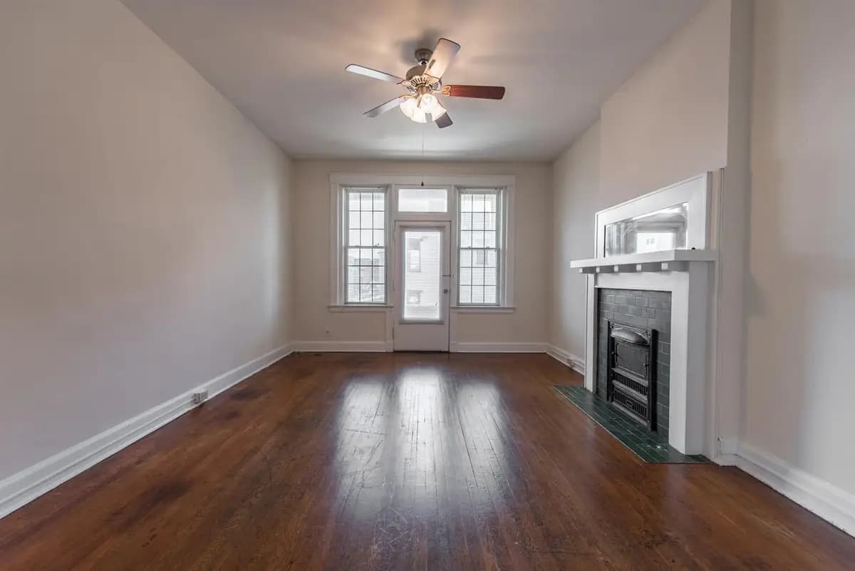 Cincinnati apartments for rent - Property image - 4 E Charlton Street - 2