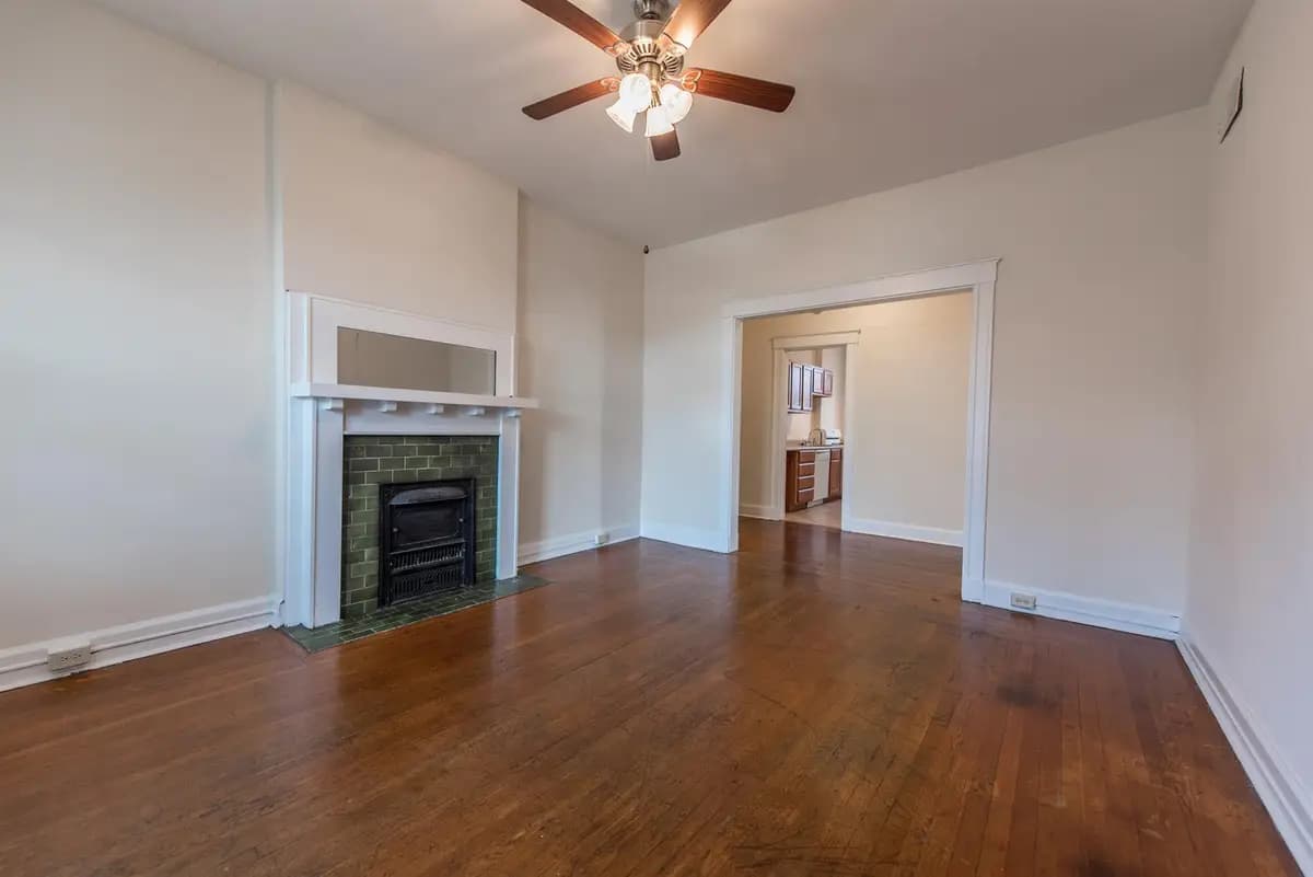 Cincinnati apartments for rent - Property image - 4 E Charlton Street - 3