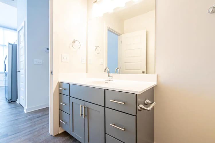 Cincinnati apartments for rent - image - 2200 Auburn Unit 1 Web-16.jpg